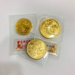 江戸時代 壹両角型金銀貨セット 江戸時代 壹両 角型金銀貨 / 二分金一分銀一朱銀セットの買取