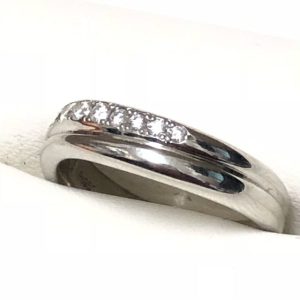 Pt950メレダイヤ付リング