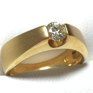 K18 ダイヤモンド　リング