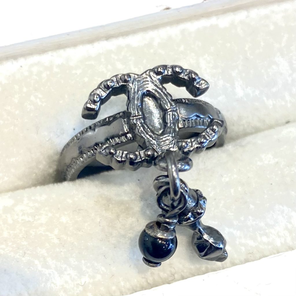 CHANEL シャネル ココマーク ガンメタリックリング