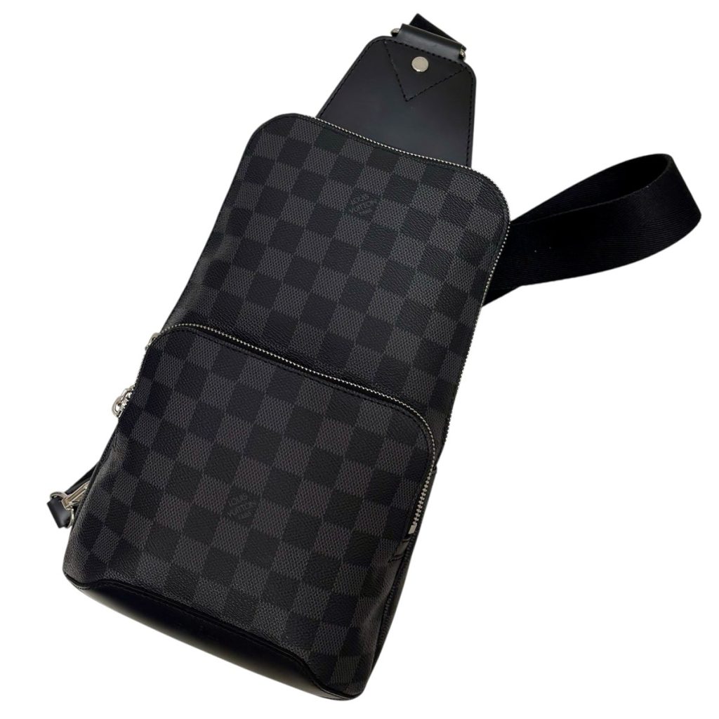 Louis Vuitton(ルイヴィトン) ダミエ・グラフィット アヴェニュー・スリングバッグ