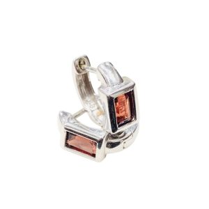 K18WG ガーネット付きピアス