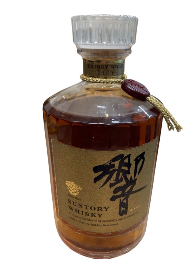 響 ゴールドラベル 700ml