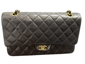 シャネル マトラッセ25 エナメル ブラック CHANELの買取実績