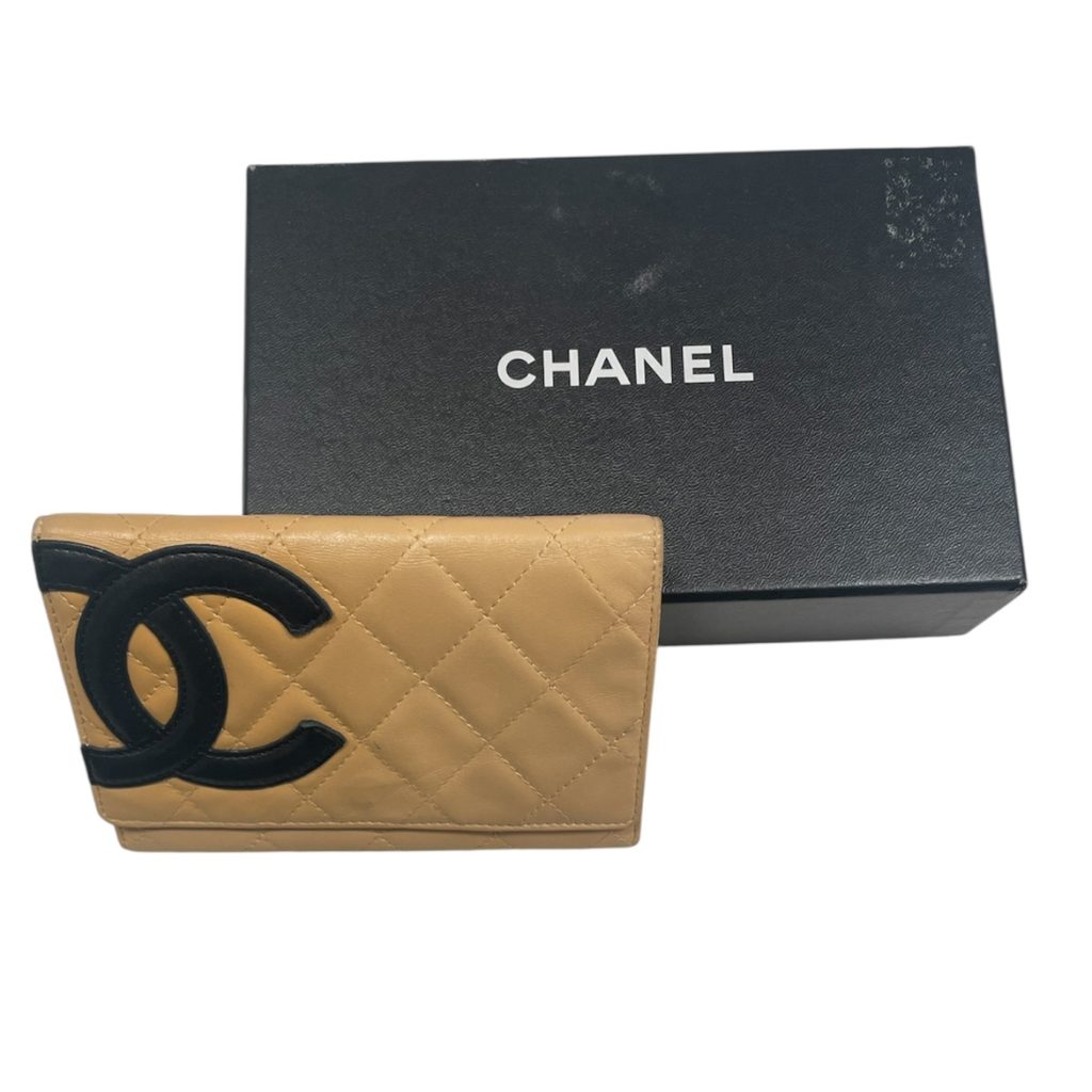 CHANEL 2つ折り財布 カンボンライン