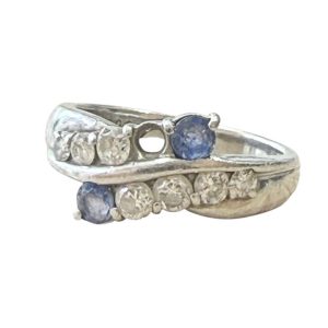 Pt900  プラチナ サファイア  ダイヤモンド リング 石欠損