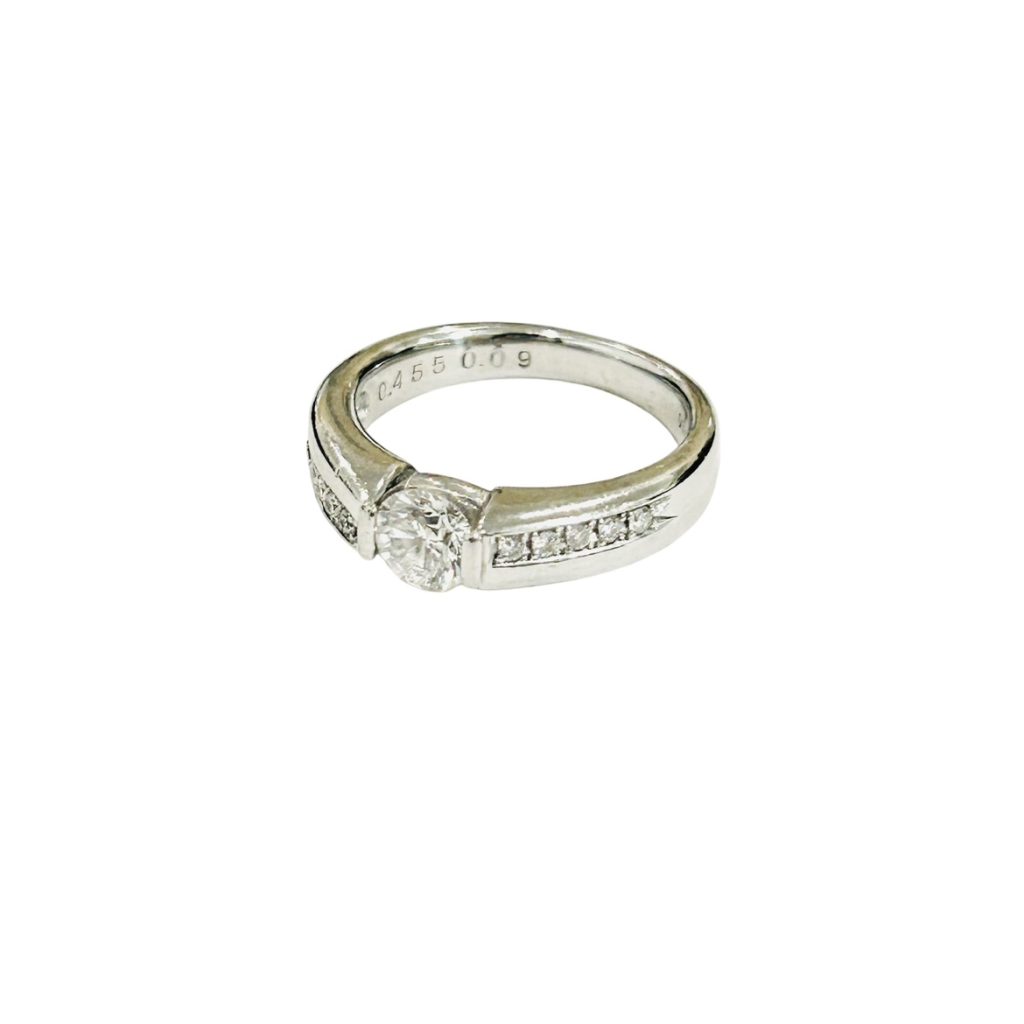 Pt900 ダイヤモンド0.45ct&メレダイヤ0.09ct付きリング