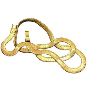 【遺品整理】 k18ネックレス 750刻印あり 色石付き 遺品整理ネックレス 750刻印入り ネックレス