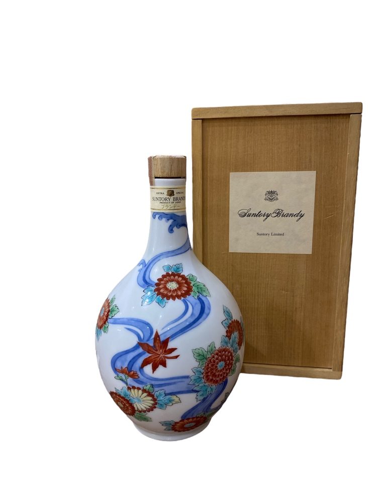 サントリーブランデー　染錦菊水文 700ml