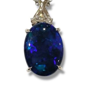 ブラックオパール 8ct メレダイヤ Pt900 プラチナ900 トップ【Cランク】