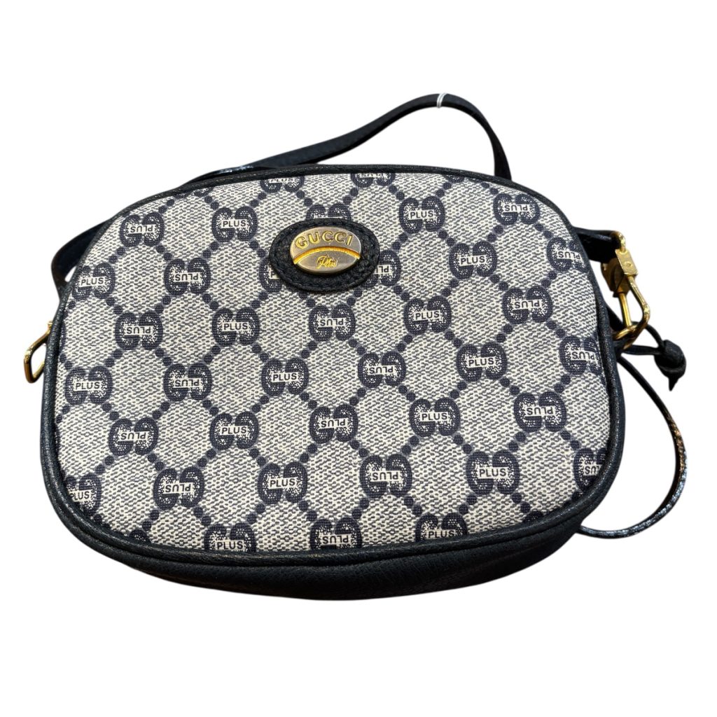 GUCCI　グッチプラス　ショルダーバッグ　PVCレザー