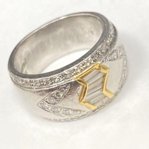 Pt900K18 コンビネーション メレダイヤモンド リング