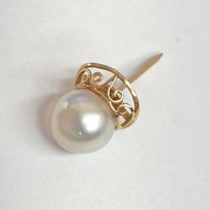 K18 パールピンバッチ