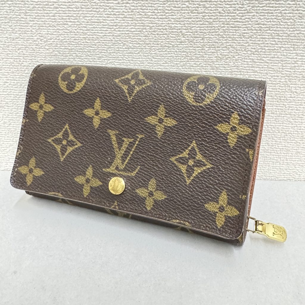 ルイ・ヴィトン / モノグラム / 二つ折り / 財布 / LOUIS VUITTON