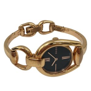GUCCI チェンジベゼル バングルウォッチ 腕時計 1100Lの買取実績