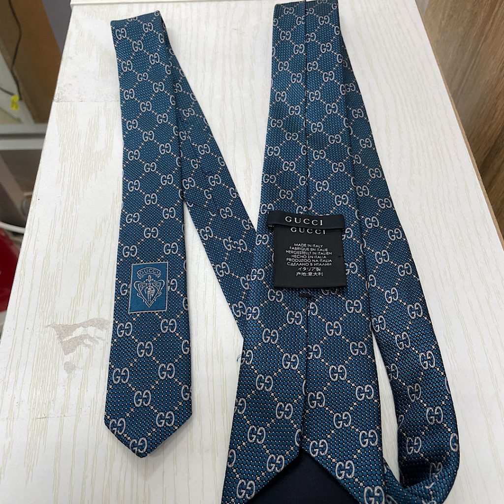 アパレルの買取店| GUCCI グッチ ネクタイの買取| 龍ケ崎市入地町