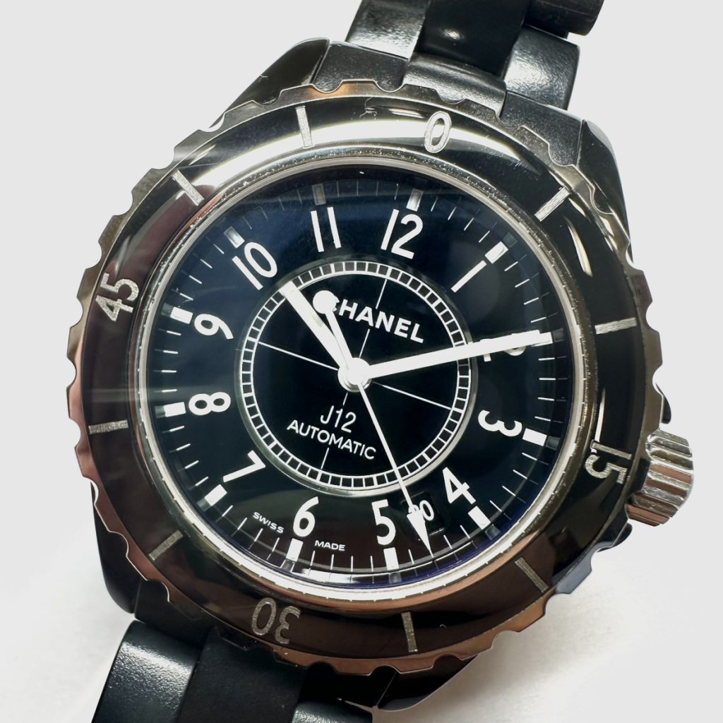 【CHANEL（シャネル）】J12ブラックセラミック/ラバー H0684 38mm AT 黒文字盤 自動巻