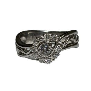 pt900　ダイヤモンドリング