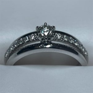 ダイヤ付き　18金プラチナコンビ　ネクタイピン ダイヤと18金のネクタイピン （ダイヤモンド&k18.プラチナコンビ