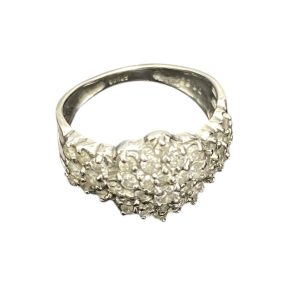 pt900 プラチナリング ダイヤ付き