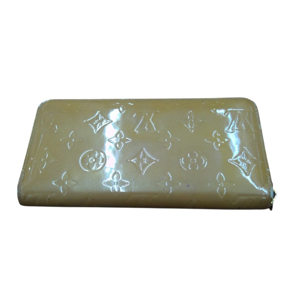 Louis Vuitton　ジッピーウォレット　財布