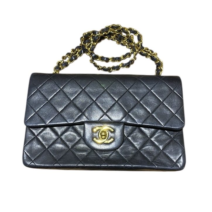 CHANEL マトラッセ ショルダーバッグ