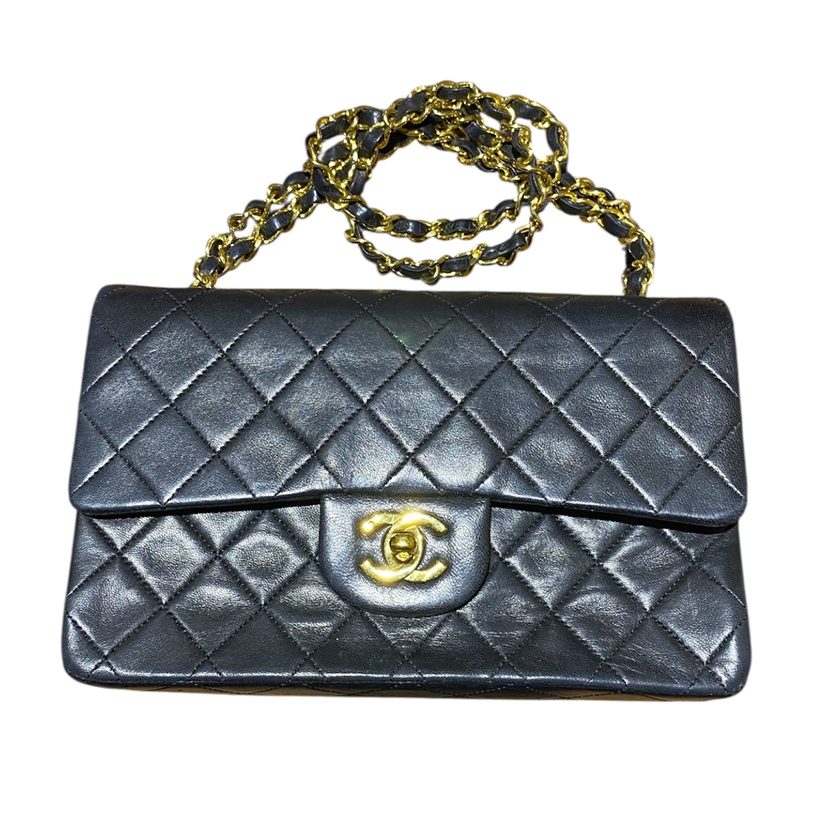 【CHANEL】シャネル・マトラッセ・ラムスキン・チェーンバッグ・ブランドバッグ
