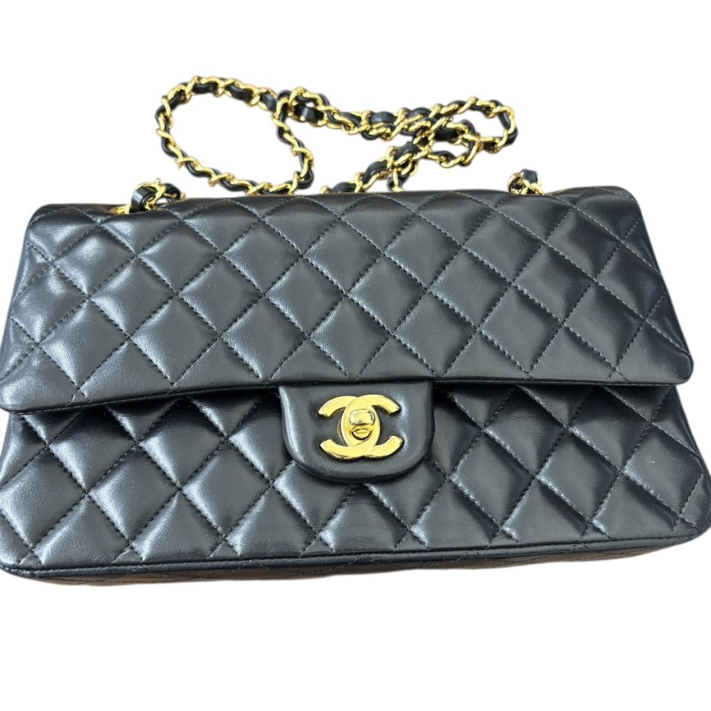 CHANEL シャネル マトラッセ25