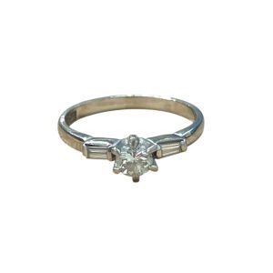 Pt900(プラチナ900) ダイヤ付き リング