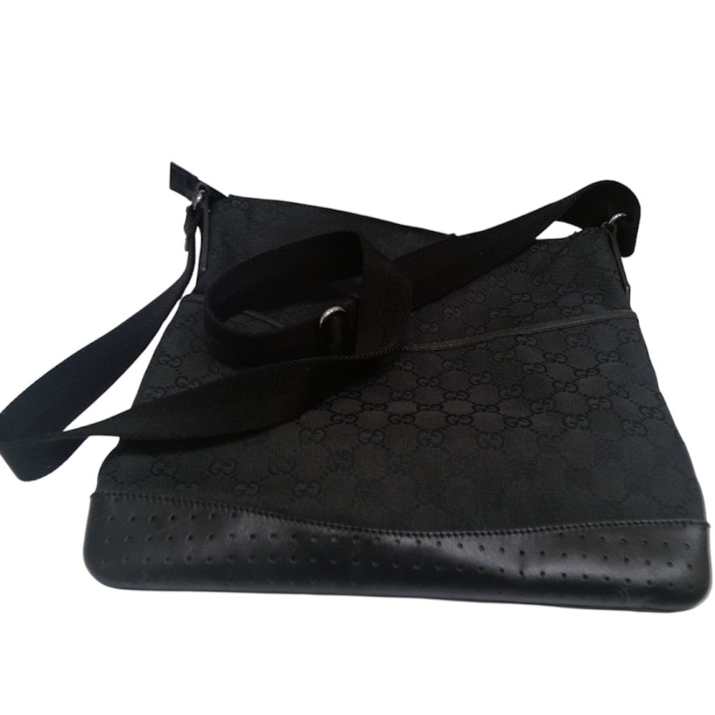 グッチ(GUCCI) キャンバス ショルダーバッグ