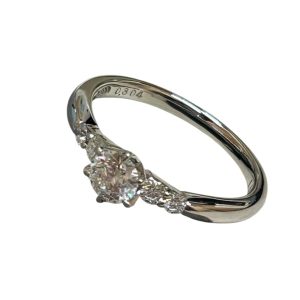 リング　ダイヤPt900　プラチナモンド　石あり