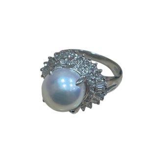 Pt900 プラチナ900 パール ダイヤ 0.36ct リングの買取実績