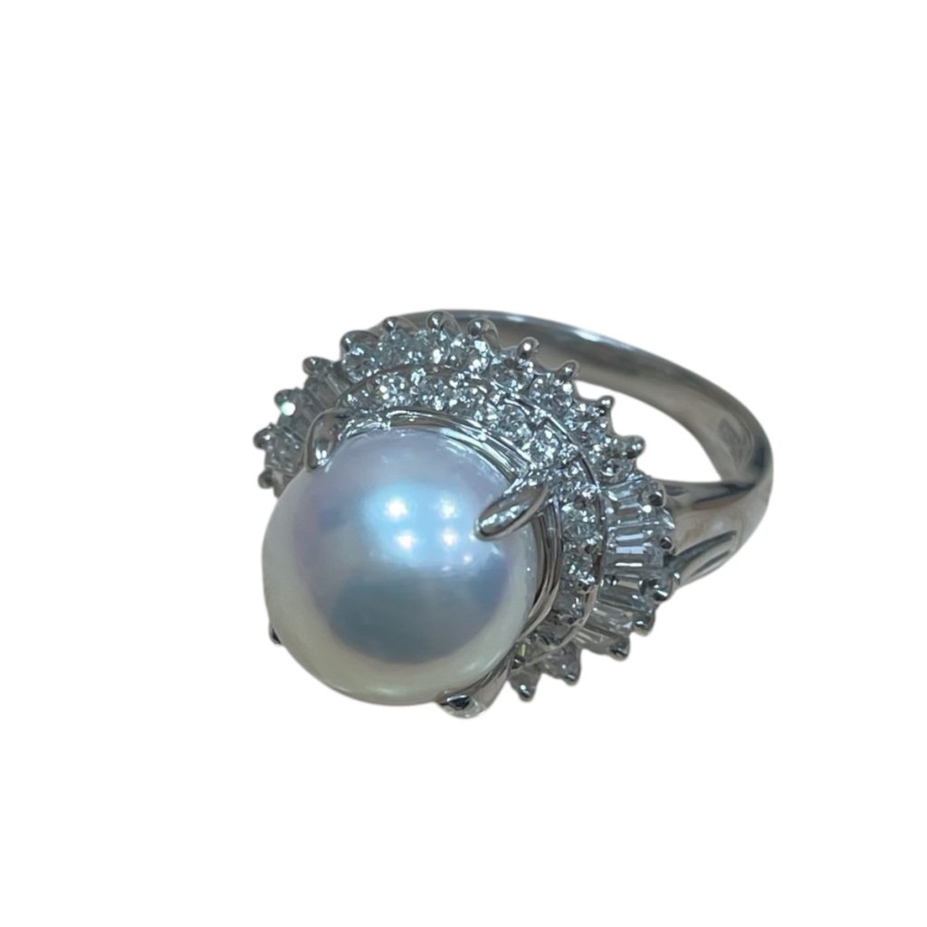 K14WG(ホワイトゴールド) パール6ct メレ0.2ct リング