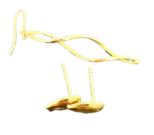 ピアス　アクセサリー　金　K18　18金