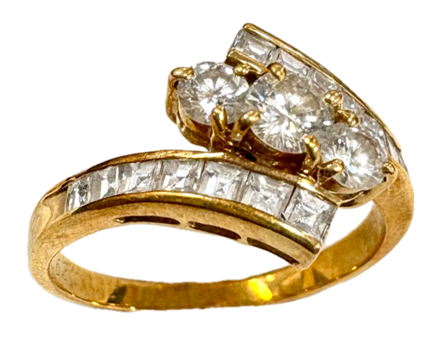 指輪　リング　アクセサリー　金　K18　18金　宝石　ダイヤモンド