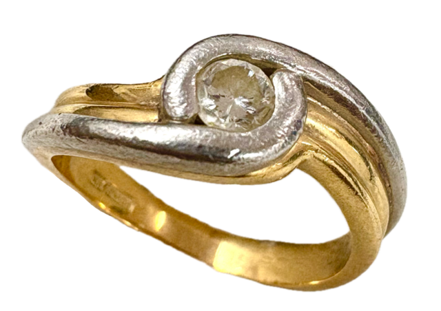 指輪　リング　アクセサリー　金　K18　18金　プラチナ　Pt900　宝石　ダイヤモンド