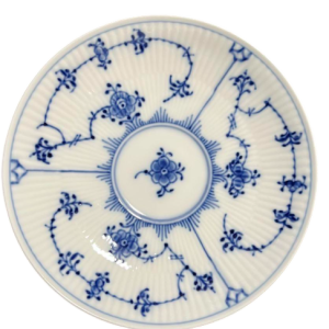 Royal Copenhagen ロイヤルコペンハーゲン  ブルーフルーテッド プレイン ソーサー