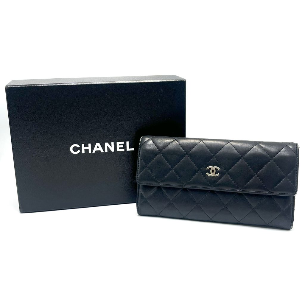 シャネル（CHANEL）マトラッセ フラップ ウォレット 長財布 ラムスキン 