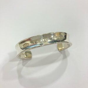 ティファニー シルバーバングル