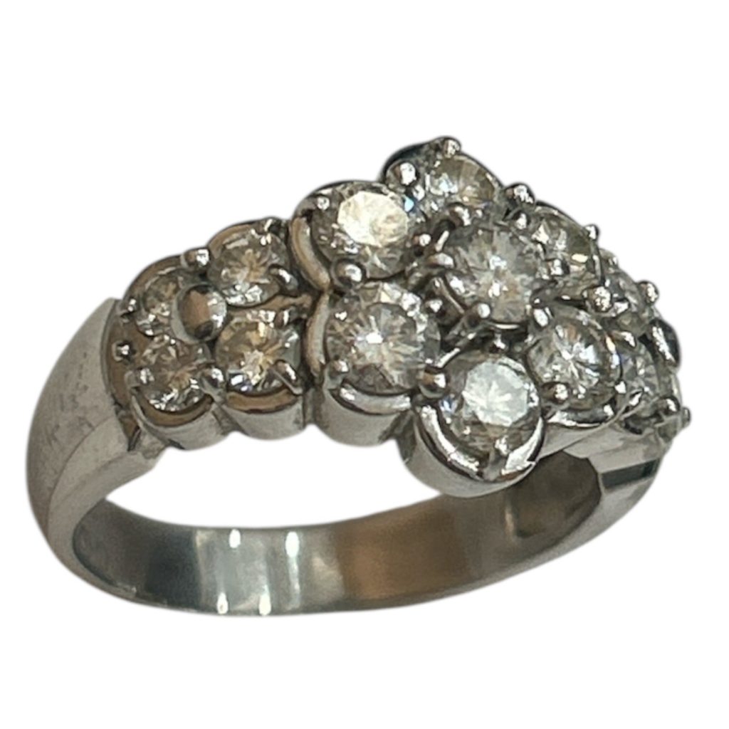 Pt900 メレダイヤモンド 2ct リング