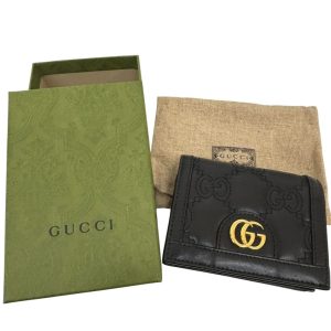 グッチ GGマテラッセレザーウォレット