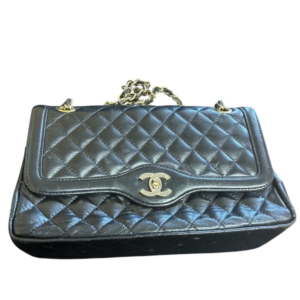 CHANEL（シャネル） マトラッセ チェーンショルダーバッグ