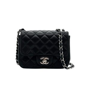CHANEL シャネル マトラッセ ラムスキン ココマーク ワン