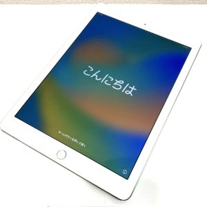 iPad - iPad 32GB 2017年春モデル MP1L2J/A 付属品完備 iPad 第5世代 9.7インチ Wi-Fi Cellular 32GB シルバー MP1L2J/A