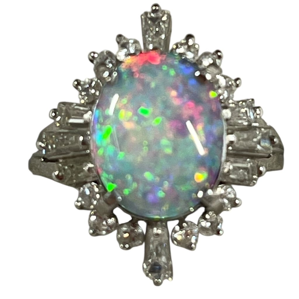 Pt900リング プラチナ オパール3.25ct ダイヤモンド取巻き