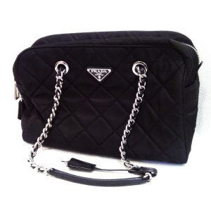 PRADA チェーンショルダーバック