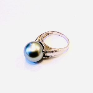 K18WG リング パール付き