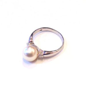 Pt900 プラチナ900 パール ダイヤ 0.36ct リングの買取実績