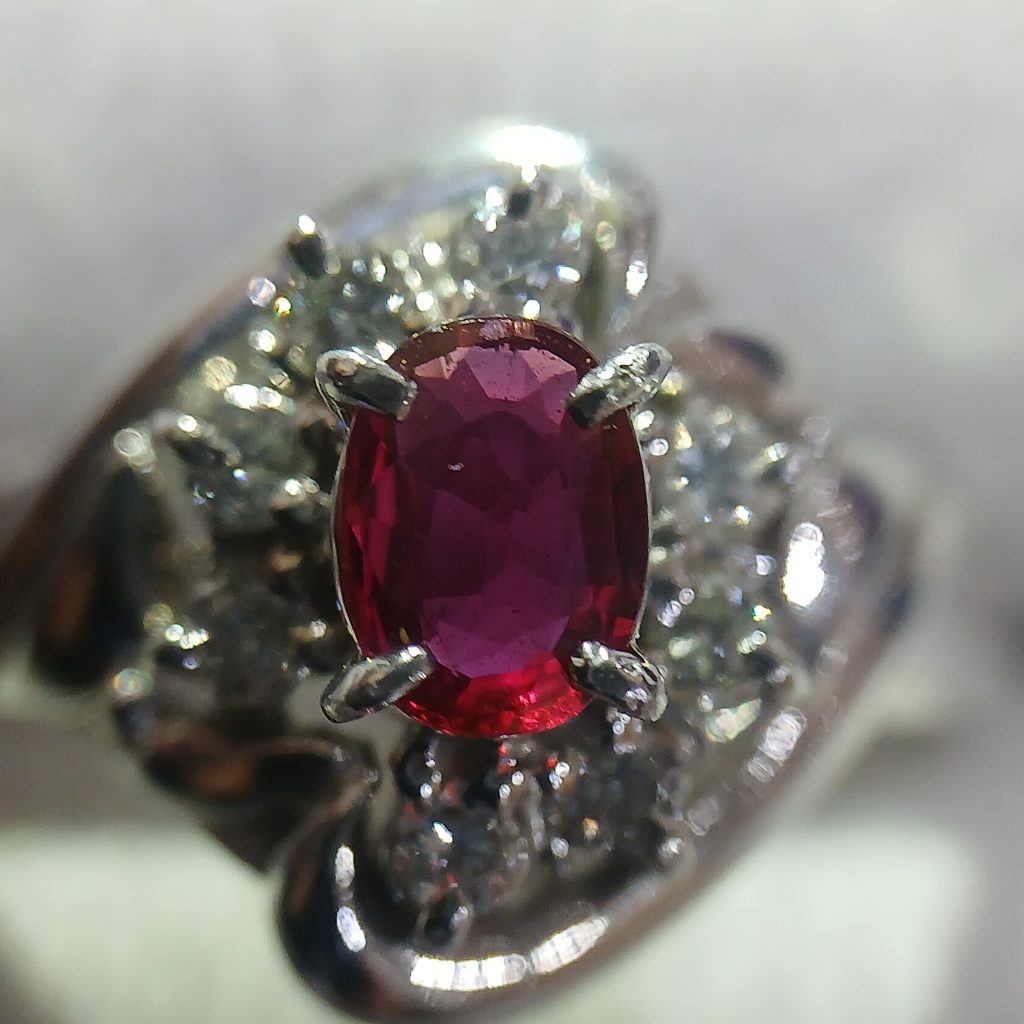 【Pt900リング】プラチナ900・貴金属・アクセサリー・ジュエリー・ルビー・ダイヤモンド