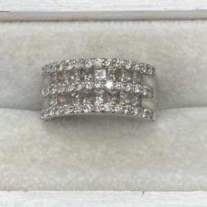 Pt900 ダイヤモンドリング